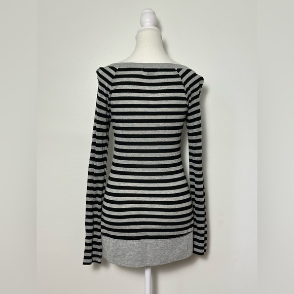 GUESS JEANS Y2K Striped Whimsigoth Skater Longlined Long Sleeve Size M - Picture 4 of 6